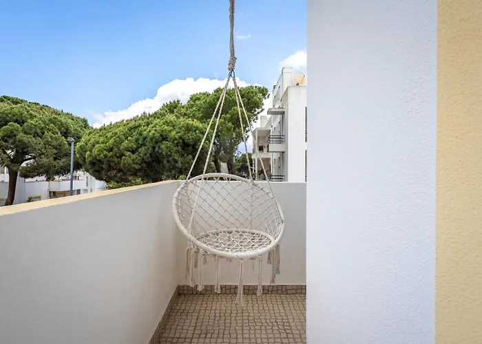 Sunny Flat W/ Balcony Near The Sea By Hostwise Apartment